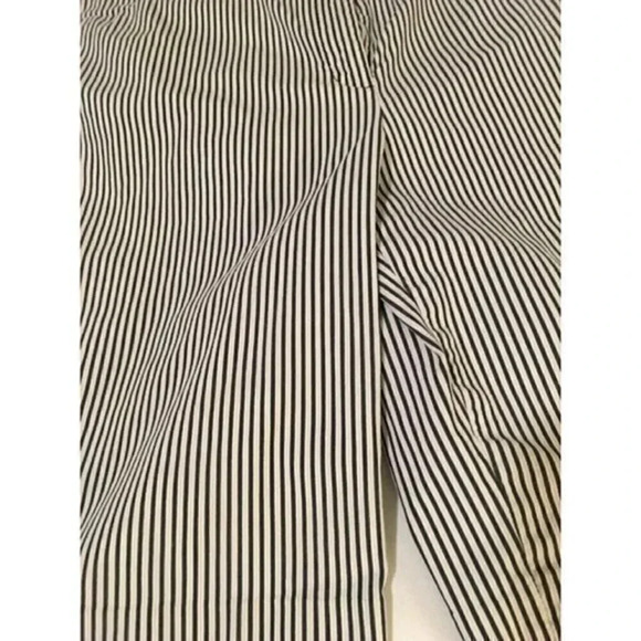 JONES NEW YORK SIGNATURE Stretch Bermuda Womens - Picture 5 of 12